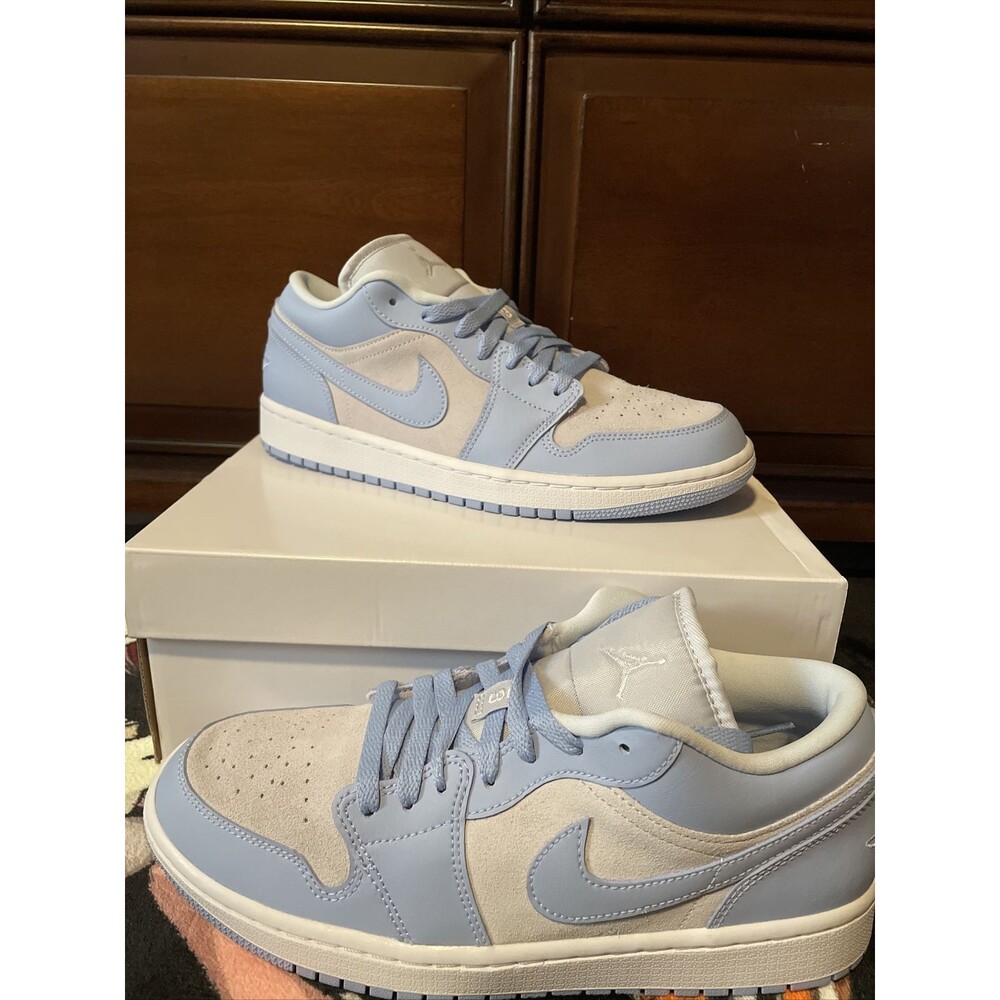 Nike Air Jordan 1 Low Aluminum Football Grey Women’s 10 / Men’s 8.5 DC0774-050